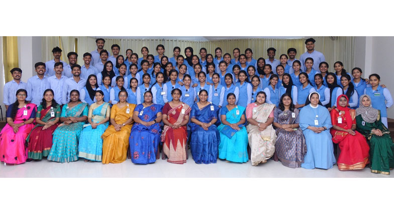 ബി എസ് സി നഴ്‌സിംഗ്  100 ശതമാനം വിജയം  കൈവരിച്ച്  ഡോ.മൂപ്പന്‍സ് നഴ്‌സിംഗ് കോളേജ്